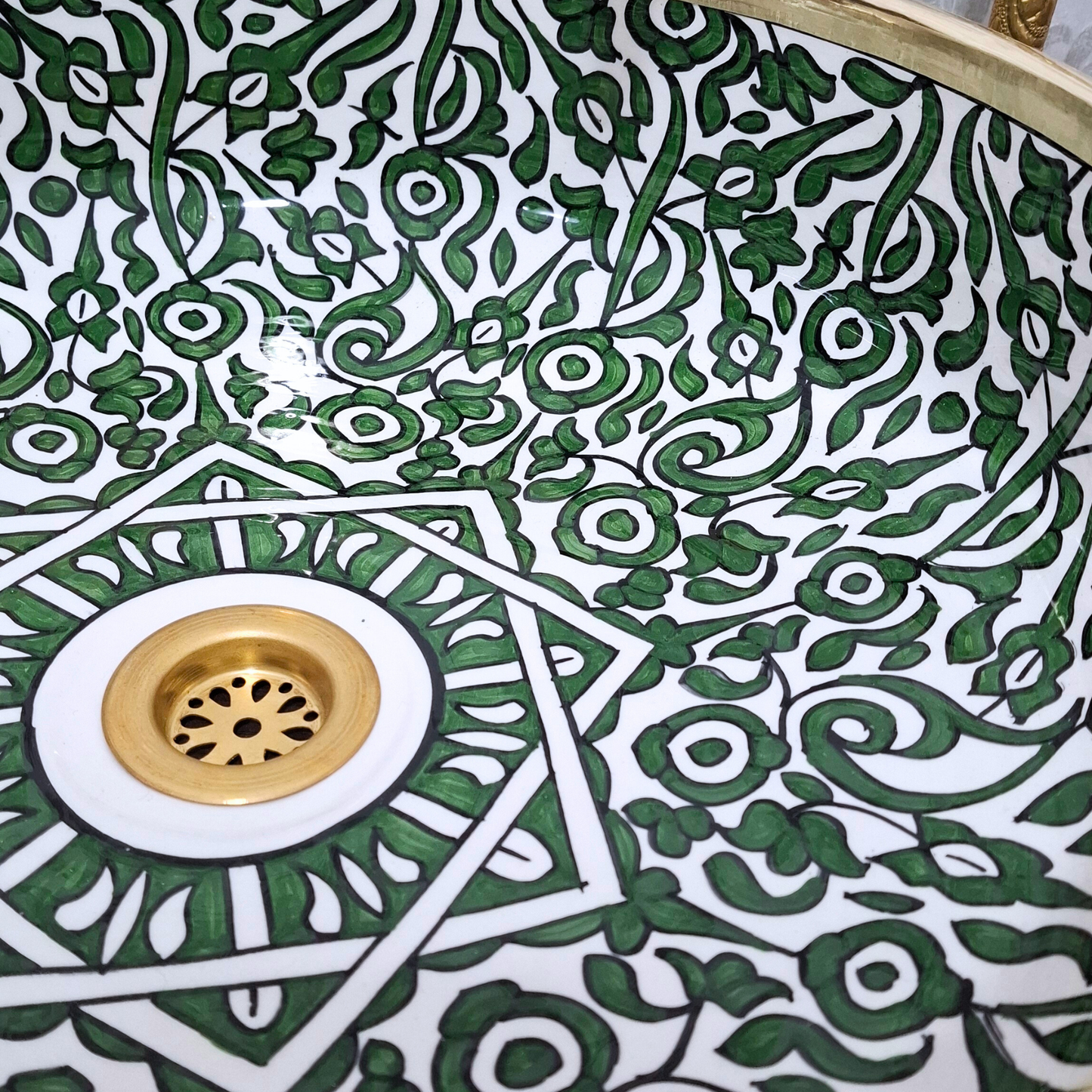 Moroccan Green Sink Bowl with Floral Pattern – Handcrafted Ceramic Washbasin